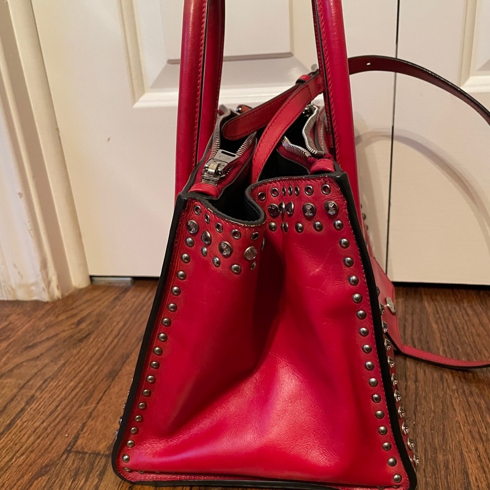 Prada red handbag - Picture 3 of 12